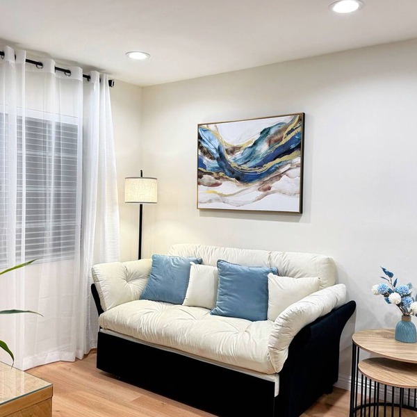 Chic studio with AC/WiFi and Garden in marvelous West Covina