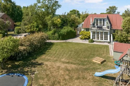 Child-Friendly Cottage With Large Indoor Pool