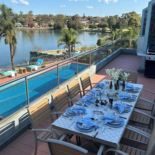 Chiswick Waterfront Retreat