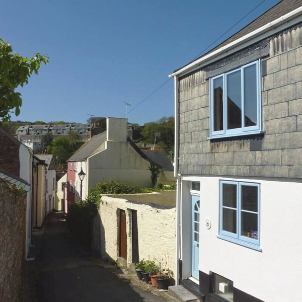 CHOUGH COTTAGE, pet friendly in Kingsand And Cawsand