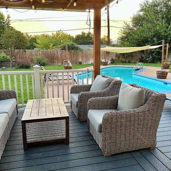 Clarkston House with pool! Relax and enjoy with family and friends