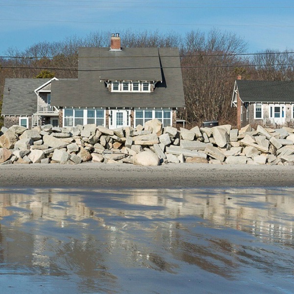 Classic Beautiful Maine Beach House with Spectacular Ocean Views