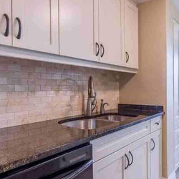 Classy waterfront unit