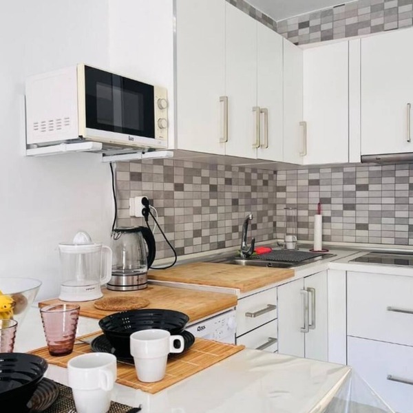 Clean & Comfortable 2-bedroom apartment in Aguas Buenas with AC