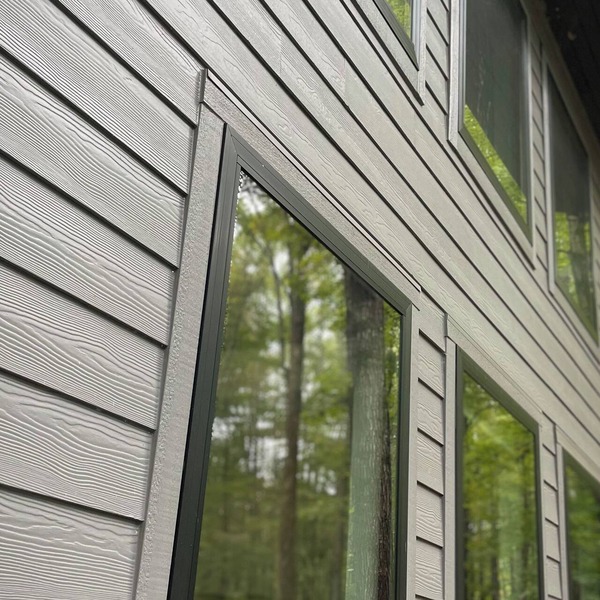 *Cleaning Fee Included* Mini modern cabin nestled in the peaceful hills between Jackson and Putnam County, minutes away from CUMMINS FALLS STATE PARK. Designed for comfort and style, this vacation rental seamlessly blends modern charm with wooded s