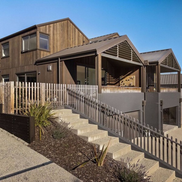 Close to remarkable ski field, parking and warm.