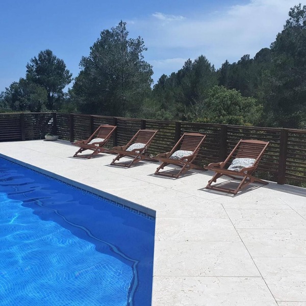 Close to Salou and just steps from the village!