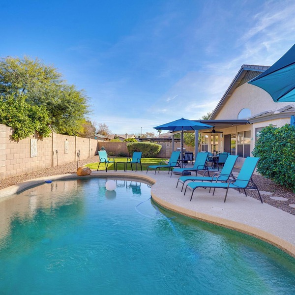 Close to Spring Training! Serene Retreat in Gibert