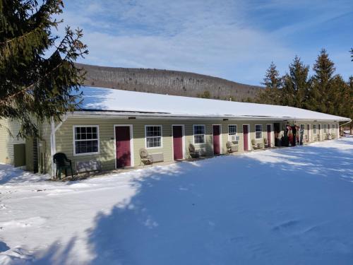 Coach Stop Inn