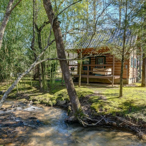 Cobb Creek Cabins