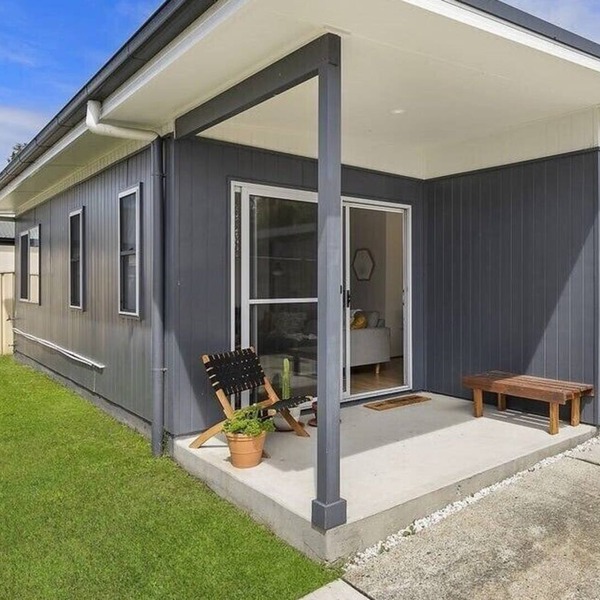 Coco Blue Coastal Cottage - near Shelly Beach