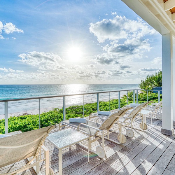 Coconut Beach Bahamas- Sleeps 8, on the Pink Sand Beach, Relaxation Awaits!