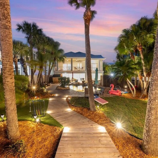 Coconuts Cove Retreat By the Sea