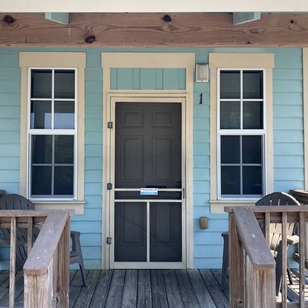 Colorful Waterfront Cabin Rentals on the Braden River near Sarasota, Florida