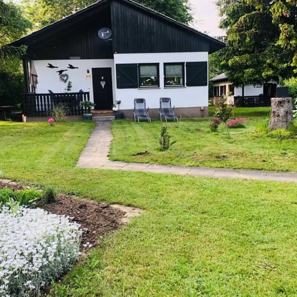 Comfortable 4 * holiday home, covered terrace, garden, WLAN, incl. additional costs