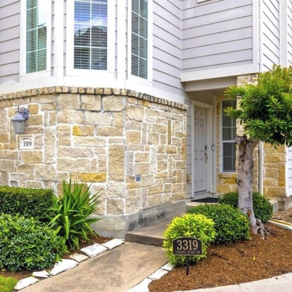 Comfort in Heights Gated 2BR 2.5 BA w Parking, 15 Min to Galleria & Med Center