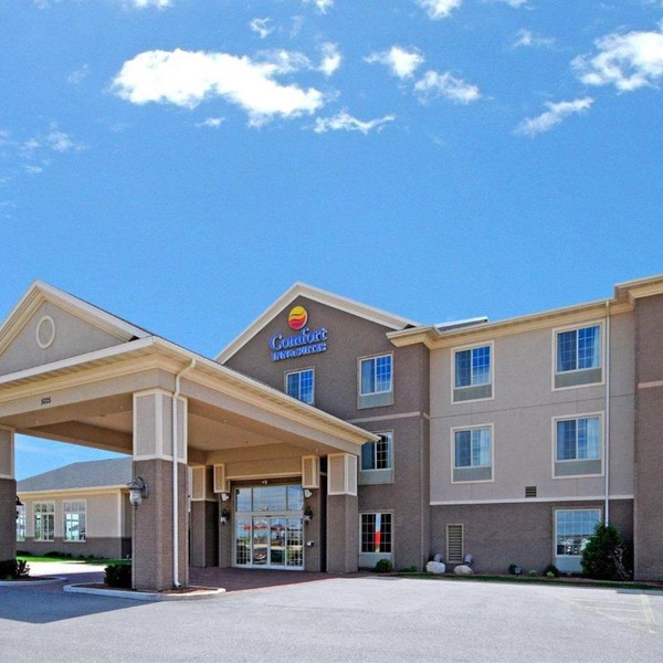Comfort Inn & Suites Madison North