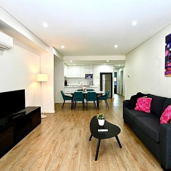 Comfortable 2 Bed Apartment in Canterbury