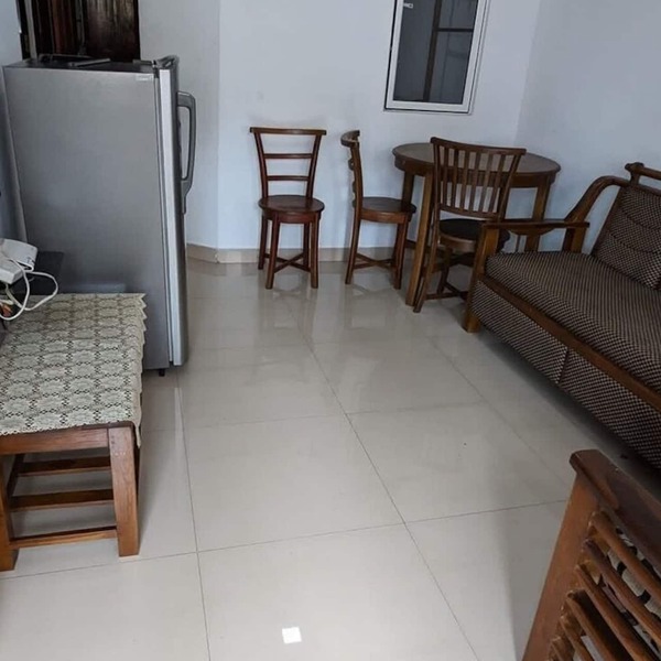 Comfortable 2-Bedroom Apartment with Full Kitchen & Living Space