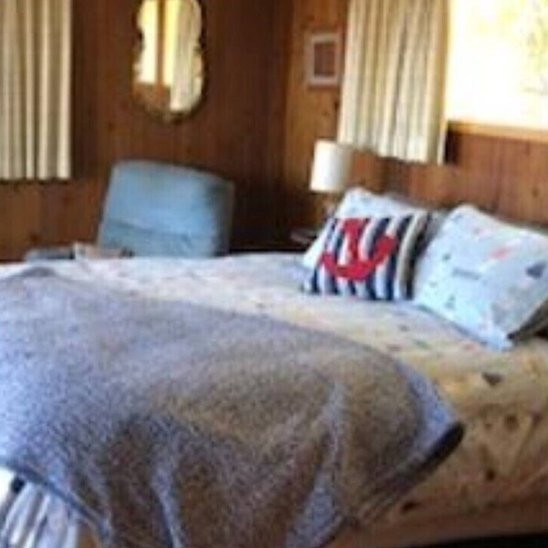 Comfortable 4 BR - 3 BA with large deck and distant peaceful ocean view