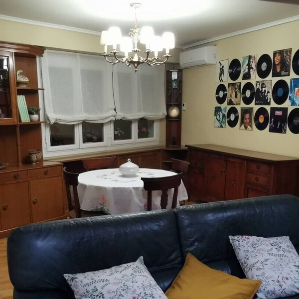 Comfortable and central apartment in Huesca