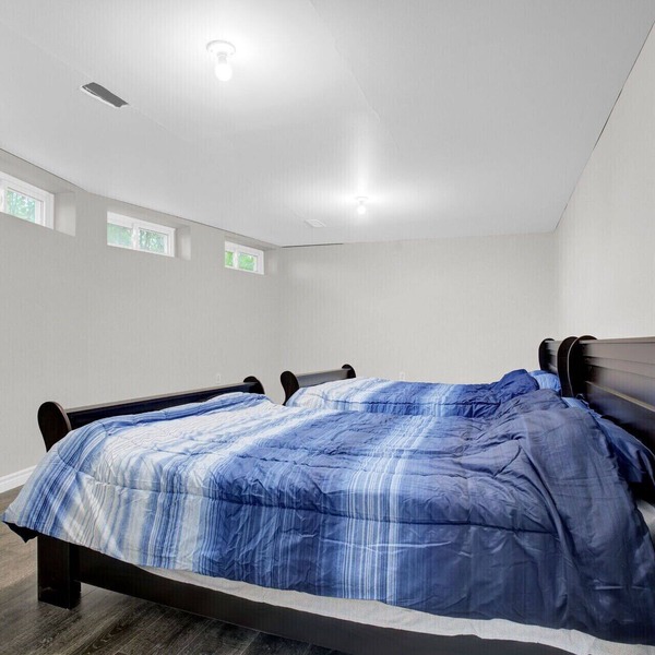 Comfortable and modern guest place