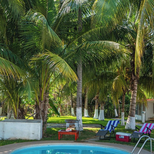 Comfortable and quiet with a pool