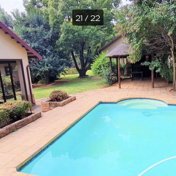 Comfortable and spacious holiday home with beautiful garden