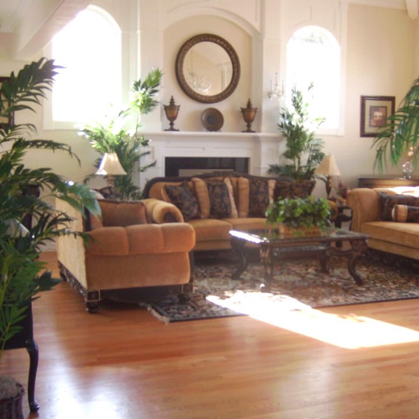 Comfortable and spacious 5-bedroom villa Sleeps 16