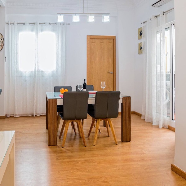 Comfortable Apartment in La Marina de Valencia