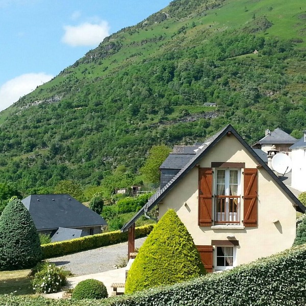 COMFORTABLE CHALET, QUIET, MAGNIFICENT VIEW, IDEAL FOR YOUR HOLIDAYS.