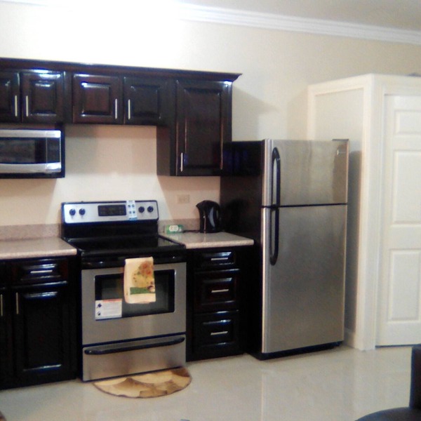 COMFORTABLE, CONTEMPORARY, CENTRAL
