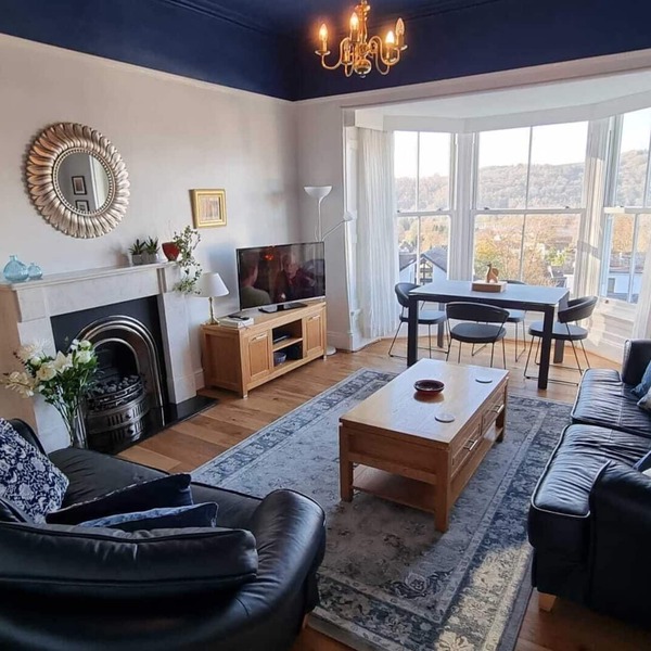 Comfortable First Floor Apartment