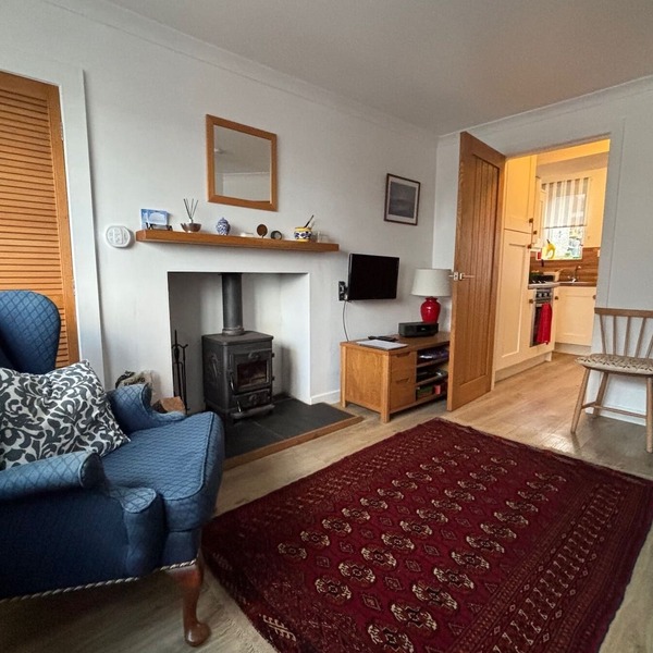 Comfortable ground floor flat with stunning coastal views, Glencaple.