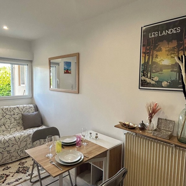 Comfortable ground floor studio in Dax free parking