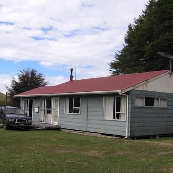 Comfortable house for your Tongariro NP holiday. Bookings open for Maadi Gras.