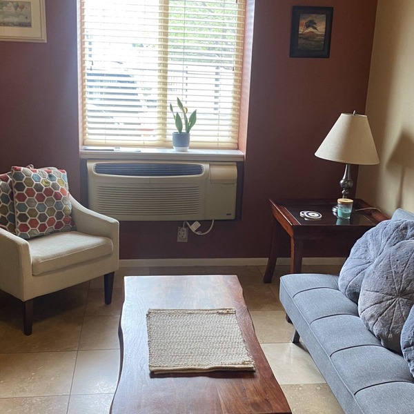 Comfortable Nob Hill Condo