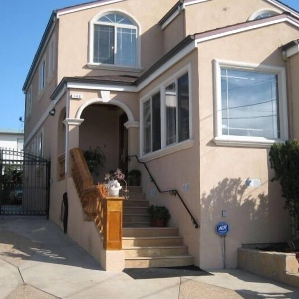 Comfortable Vacation Home Near ~SFO~ Airport