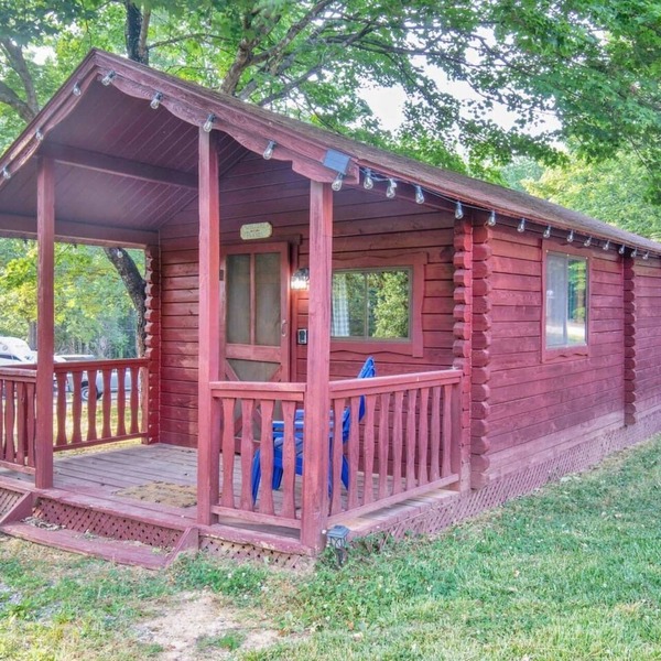 Comfy Studio Cabin In Secluded Campground