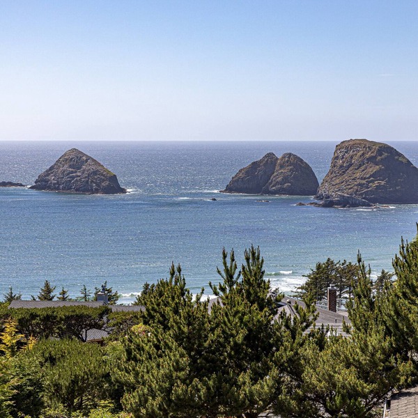 Commanding Ocean view!