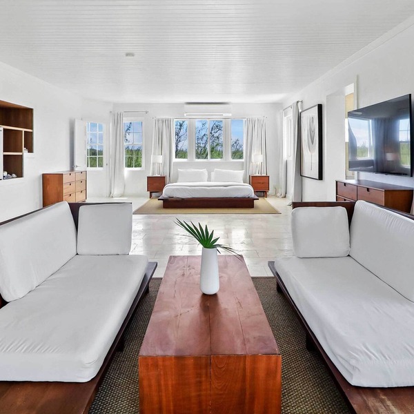 Complimentary Concierge + Private Beaches & Pool + Chef Services + King Suites