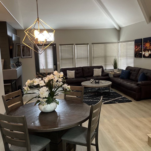 Condominium near to strip and New Raiders Stadium!