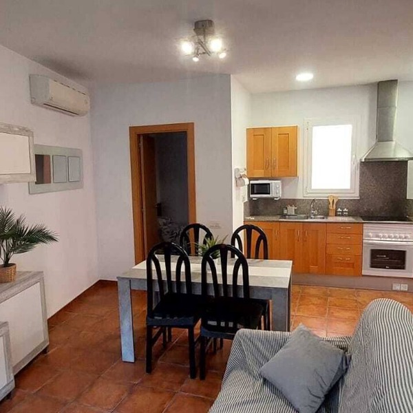 Confortable Piso en Cornellà de Llobregat, muy Bien Comunicado