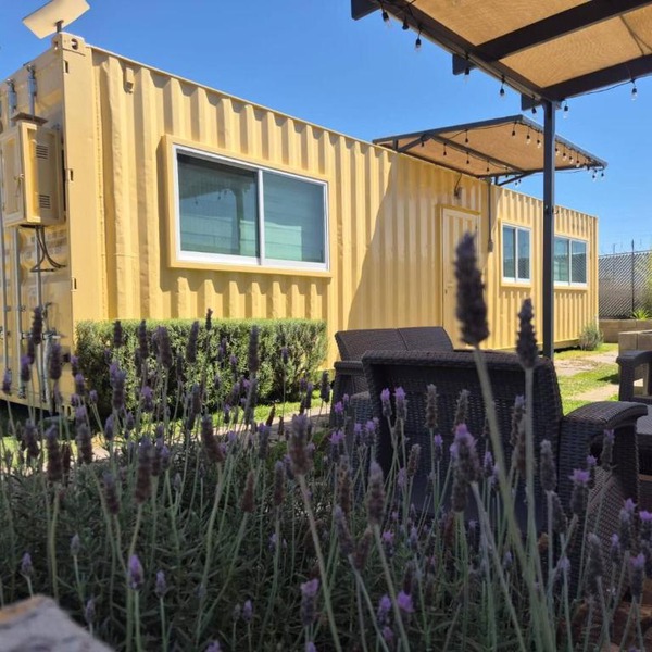 Container Glamping