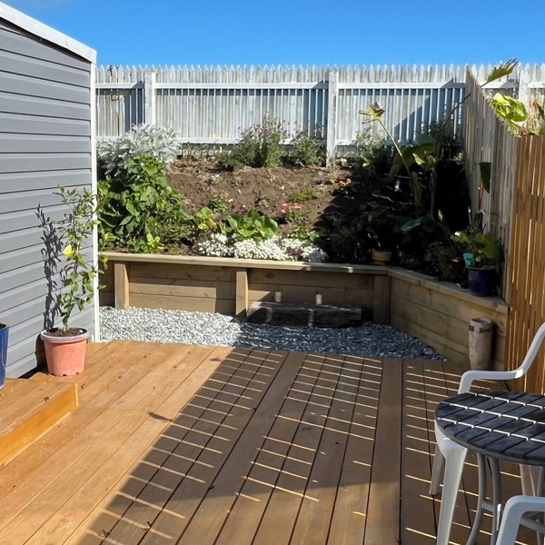 Container home - central warm private