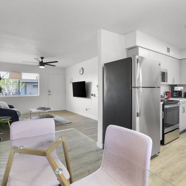 Contemporary Condo in Central Biltmore