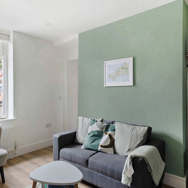 Convenient and Modern 2 Bed Apartment in Saltash