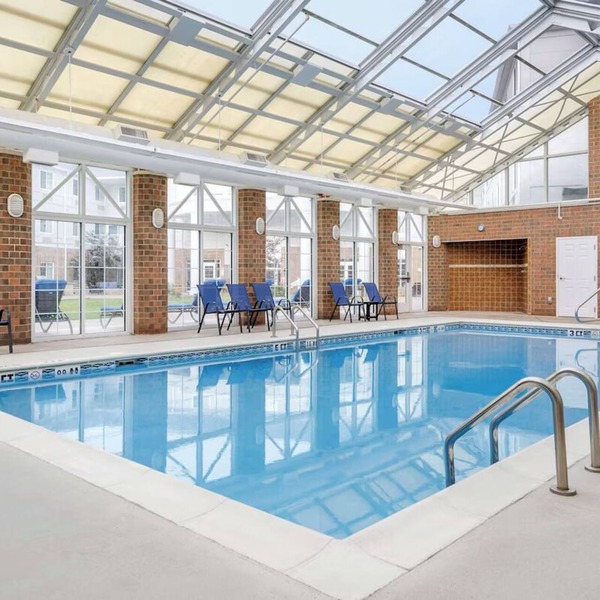 Convenient TWO 2BR Units Near to Warren Golf Course l Indoor Pool & BBQ Area