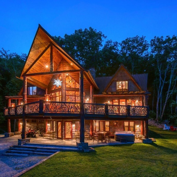 Copperleaf – Eagles Nest's Premier Luxury Lodge