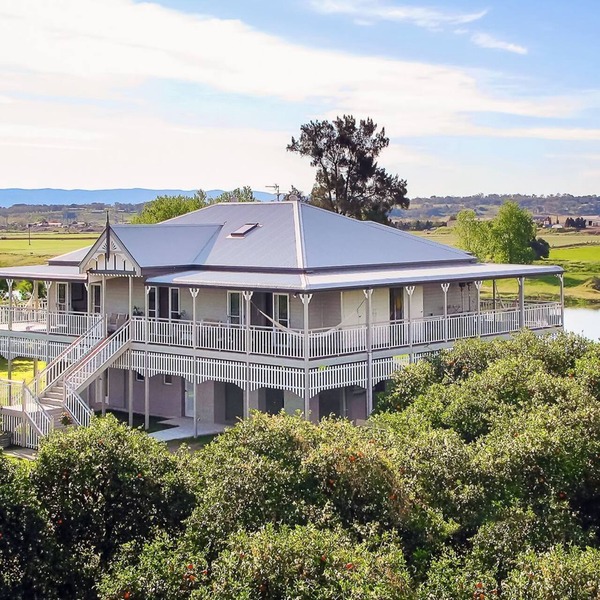 CORNWALLIS HOUSE Hawkesbury River Bespoke Weddings,Events and Small Group Stays